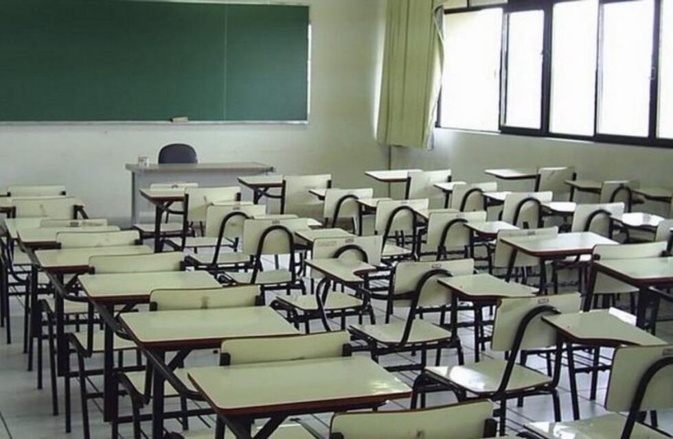 El Gobierno restableció por decreto la paritaria nacional docente y convocó a los gremios