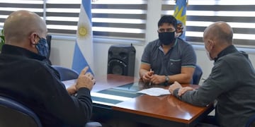 Reclamo de gremios petroleros ante la crítica situación de la industria