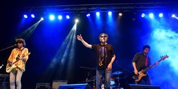 Coki Debernardi fue distinguido por el Concejo y Fito Páez no quiso perderse el acontecimiento\u002E (El Ciudadano)