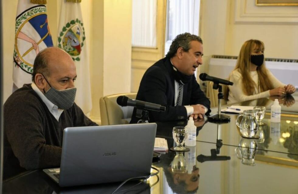 Pablo Javkin no descarta habilitar encuentros por Día de la Madre en Rosario