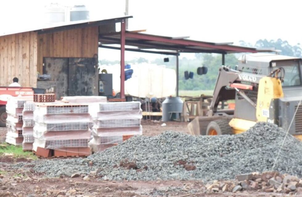 Misiones construye su primera planta de energía solar