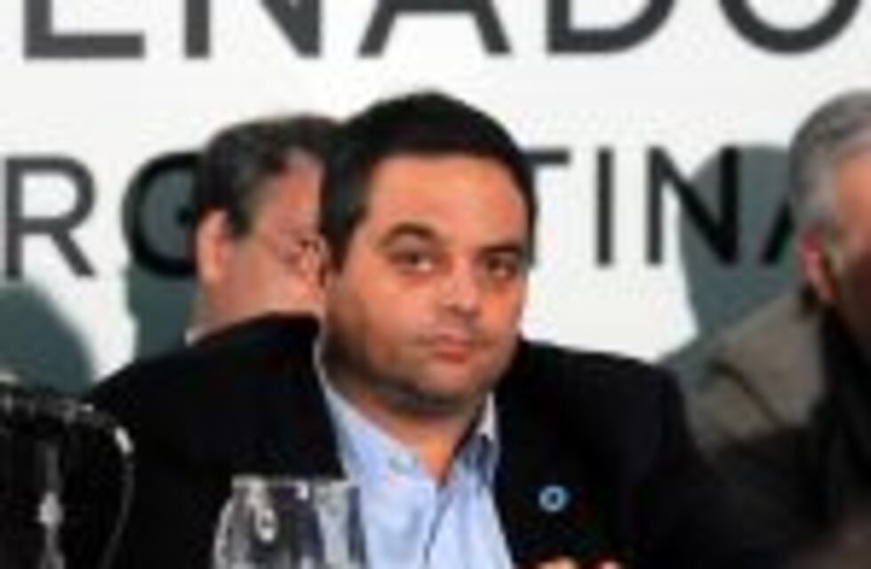 Triaca destacó el acuerdo con la CGT, pero advirtió que todavía falta "hablar con los gobernadores"