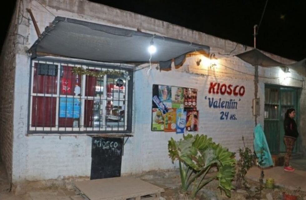 Quiso robar, no pudo y por venganza le tiroteó el almacén