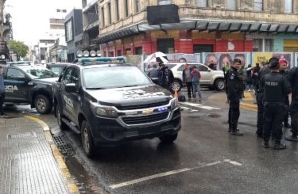 Alarma por un paquete sospechoso en un área de la Mujer: "Esto es para que no se olviden de mí"