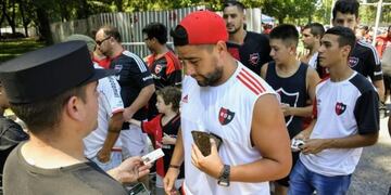 El operativo de seguridad para Newell's - Rosario Central dejó 18 hinchas leprosos detenidos\u002E (Juan José García / El Ciudadano)