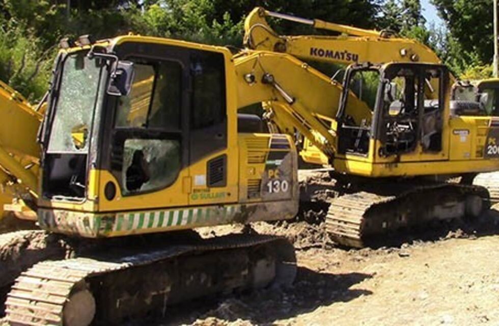 Incendian máquinas viales y se lo adjudican a la RAM