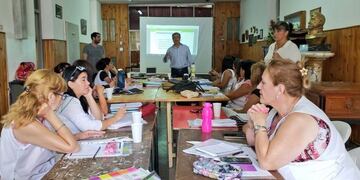 Coronel Rosales recibió kits para los talleres de robótica en las escuelas