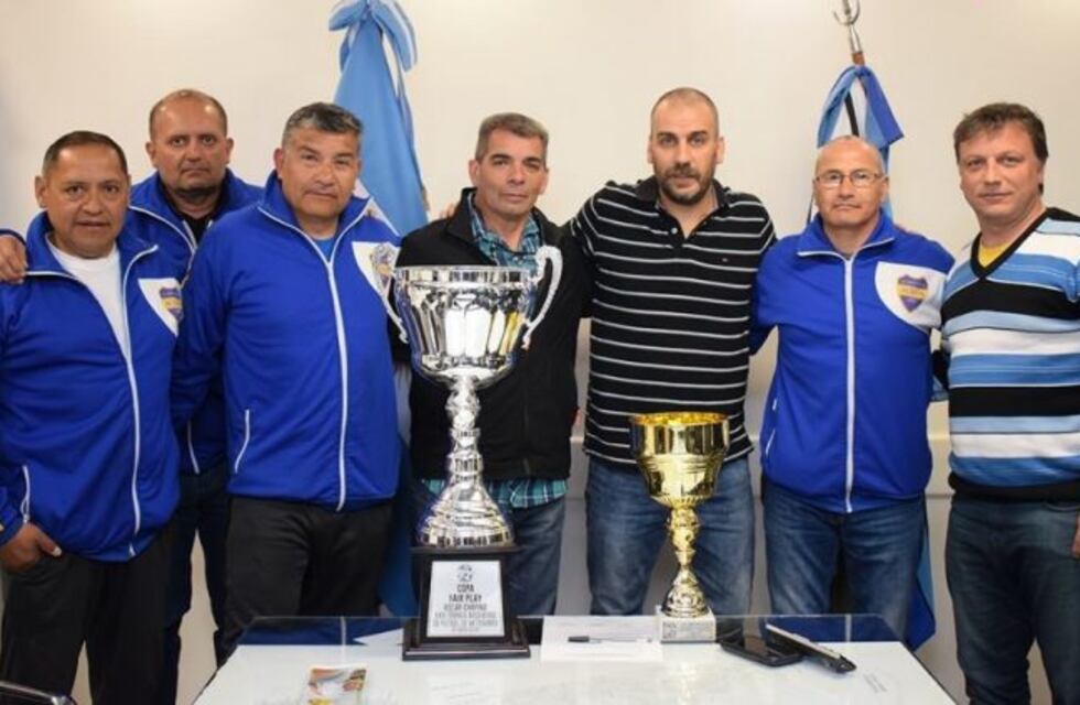 El Intendente recibió a miembros del Club Amistad