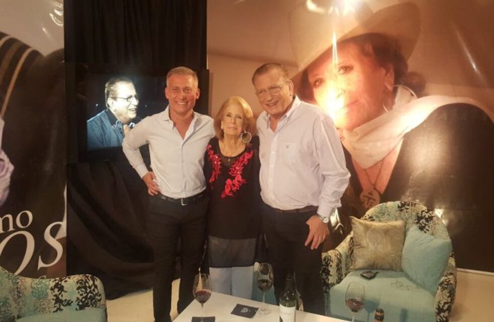 Carlos Paz despide a Ana María Alfaro