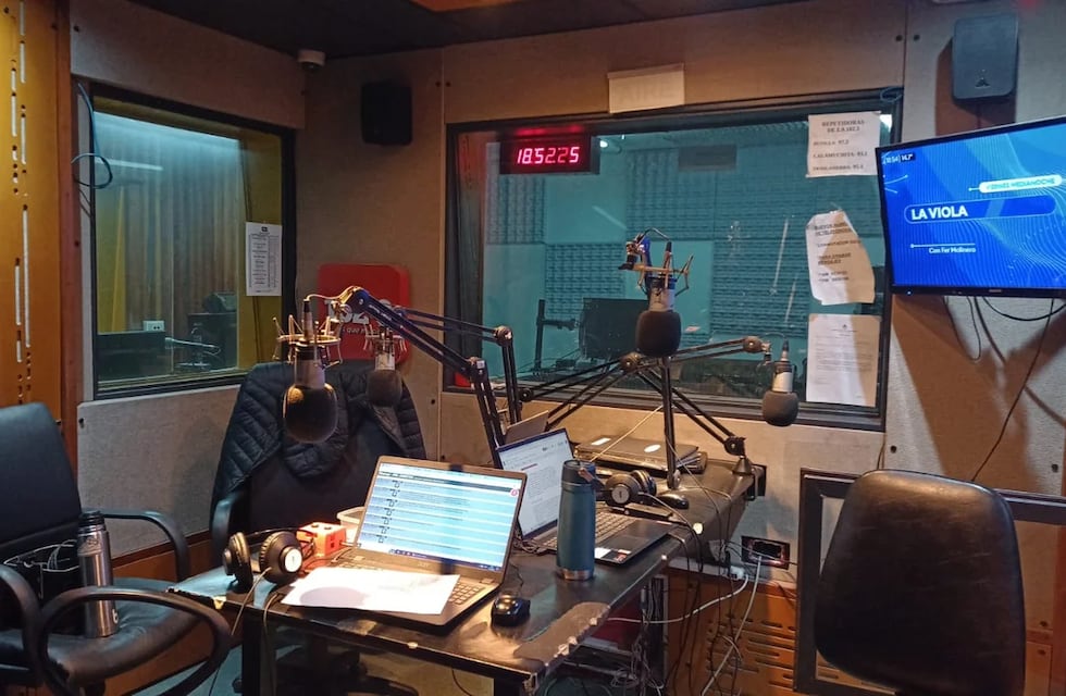 Luego de 13 años, levantaron un programa de radio en Córdoba: así se despidió su reconocido conductor