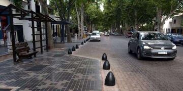 Apuñalan a un tarjetero en plena calle Arístides