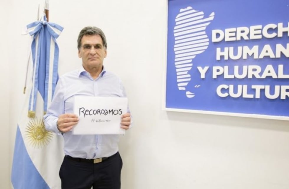 Claudio Avruj, interpelado en la justicia por soldados no identificados en Malvinas