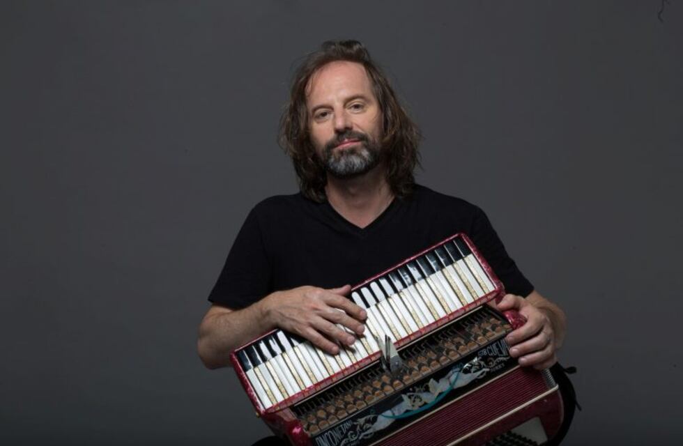 Chango Spasiuk: "Lo más importante es cuidar la vida de las personas"