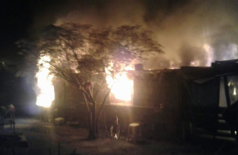 Piden ayuda para una familia cordobesa que perdió todo en un incendio