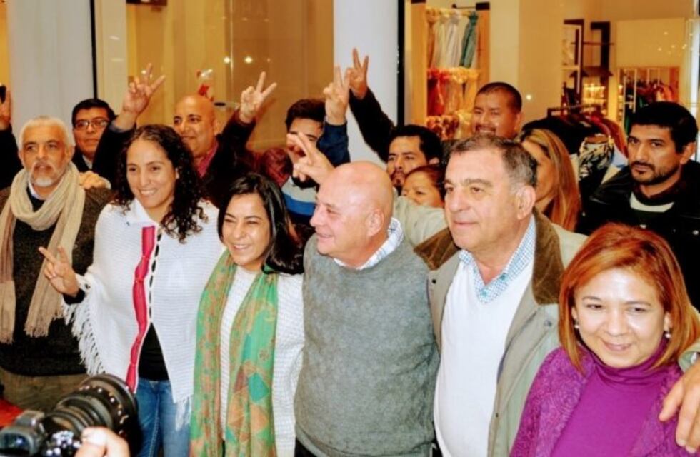 "No competimos entre nosotros, sino contra un gobierno que jode a la gente"