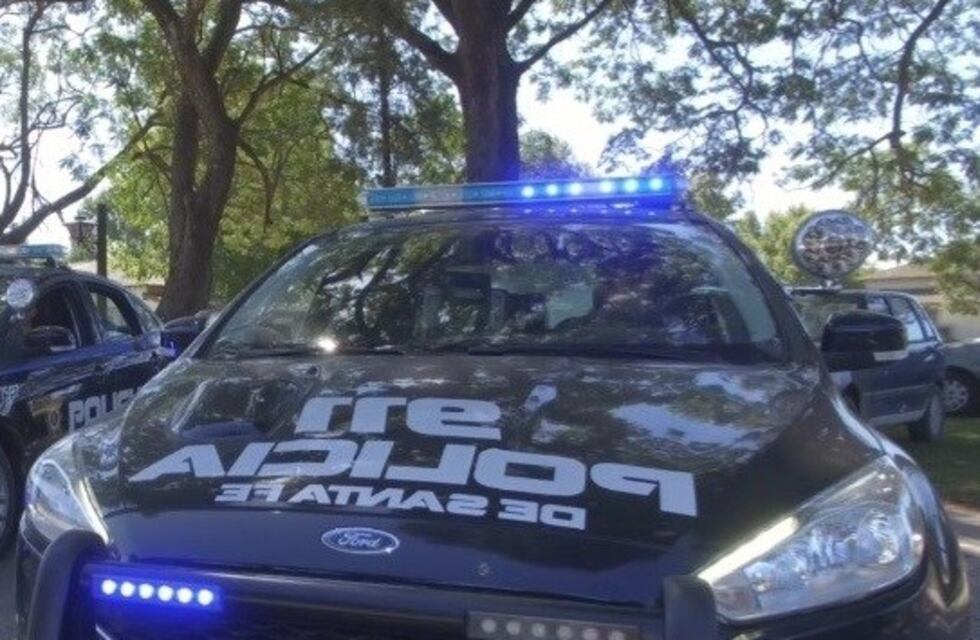 Tres hombres detenidos por darle una brutal golpiza a una mujer