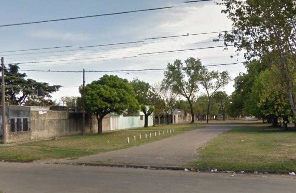 Allanaron una casa en Empalme Graneros y encontraron plantas de marihuana y un arma