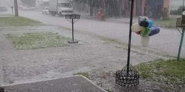 Una fuerte tormenta de granizo cayó sobre Baradero\u002E