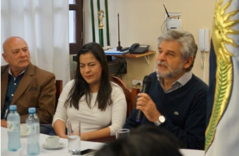 Filmus trajo el aval de Fernández-Fernández a la lista de Moisés