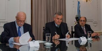 Cíarera y Morales firmaron convenios en Jujuy\u002E