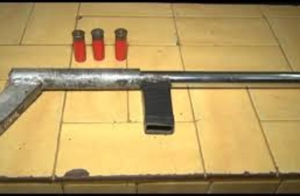 Dos alumnos llevaron una "tumbera" a la Escuela