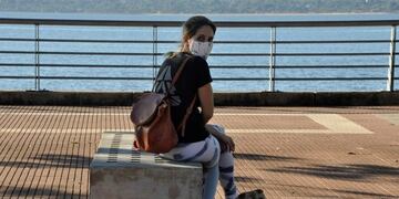 Descanso en la caminata del domingo 17 de mayo en la Costanera de Posadas\u002E (MisionesOnline) Imagen Ilustrativa\u002E