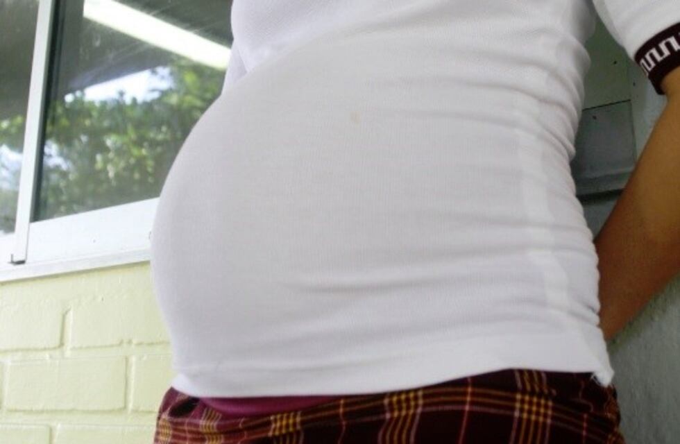 Tres Isletas: una menor de 16 años con COVID-19 tuvo a su bebé por cesárea