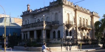 La Municipalidad de San Francisco, comunicó una modificación de tránsito de una de las calles de la ciudad\u002E