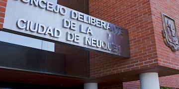 Santiago Montórfano, se hará cargo de la presidencia del Concejo hasta que pasen las elecciones, 9 concejales renueva la ciudad y tres diputados la provincia