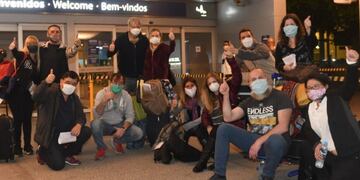 Nueve parejas argentinas viajan a Ucrania a conocer a sus hijos nacidos por subrogación de vientre (Foto: Clarín)