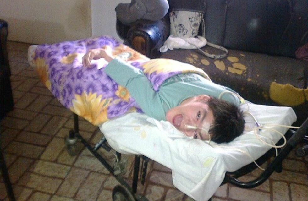 Su hijo es cuadripléjico, debe pagar costosos tratamientos y le quitaron un subsidio nacional