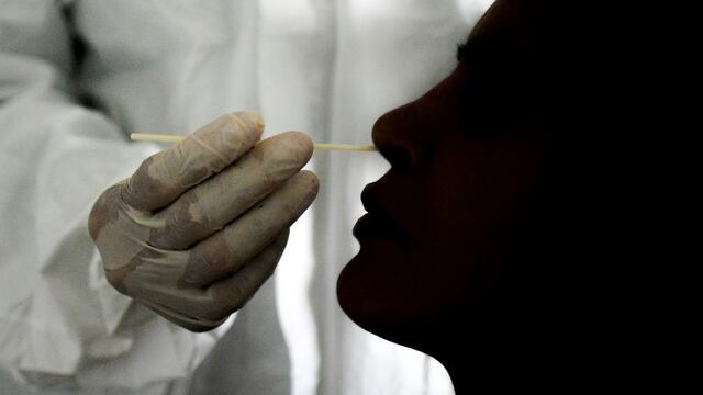 Santa Fe tuvo 1.040 casos de coronavirus, confirmando la tendencia a la baja (AP Photo/Matias Delacroix)