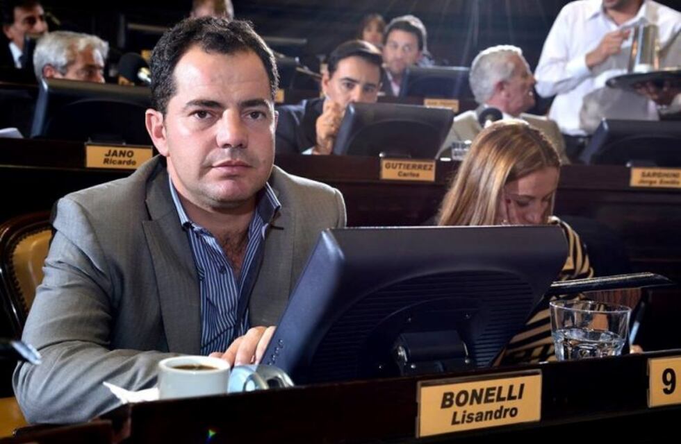 Bonelli tras las elecciones: "Tenemos como objetivo reconstruir la oposición"