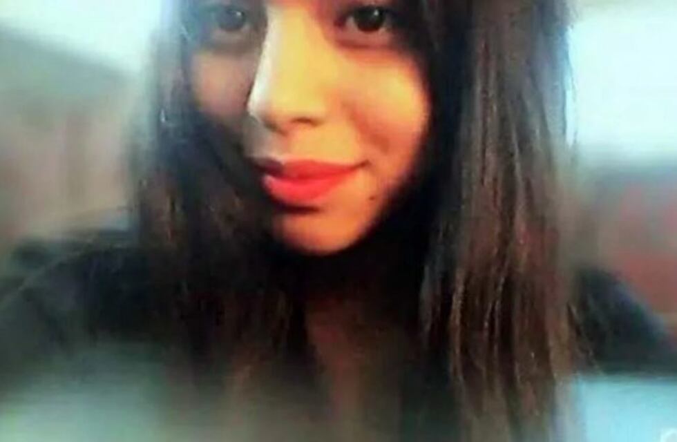 Supo que su exnovia de 16 años estaba con otro, la asfixió y la mató a palazos