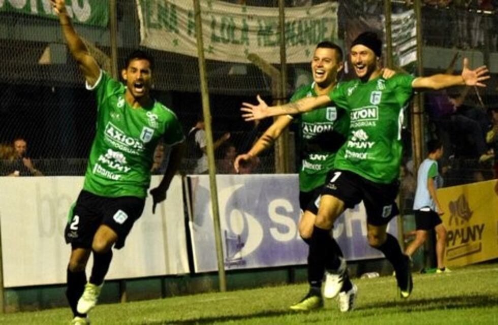 Sportivo Belgrano lo dio vuelta y avanza en el Federal A