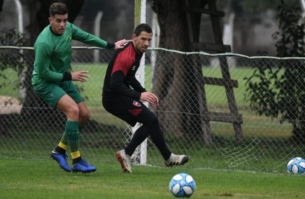 Newell's, con la vuelta de Maximiliano Rodríguez, igualó con Defensa y Justicia