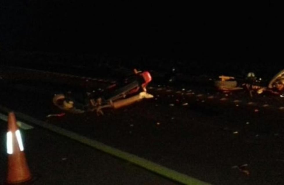 Murió un adolescente en un choque entre dos motos