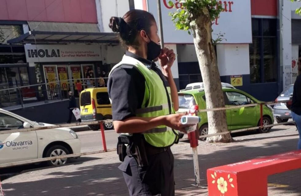 La policía olavarriense que se volvió viral por su buena onda y paciencia