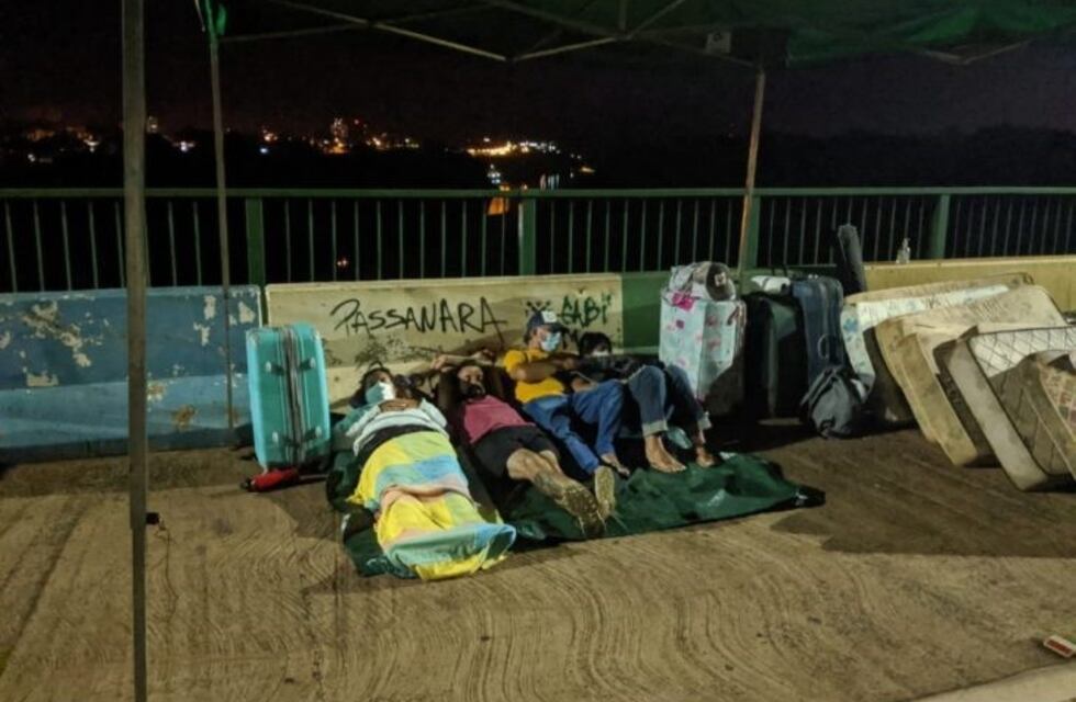 Duro reclamo del gobernador Herrera por filtración en los pasos fronterizos