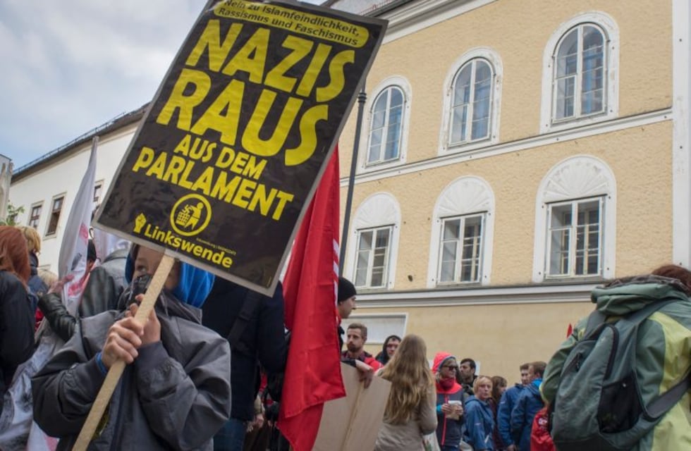 El gobierno de Austria demolerá la casa en la que nació Adolf Hitler