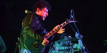 Bokanegra, a pesar del frío y el viento, terminó poniendo calor y ritmo a la noche\u002E