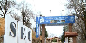Complejo de cabañas SEC en Cosquín\u002E (Foto: web / Facebook Panorama)\u002E