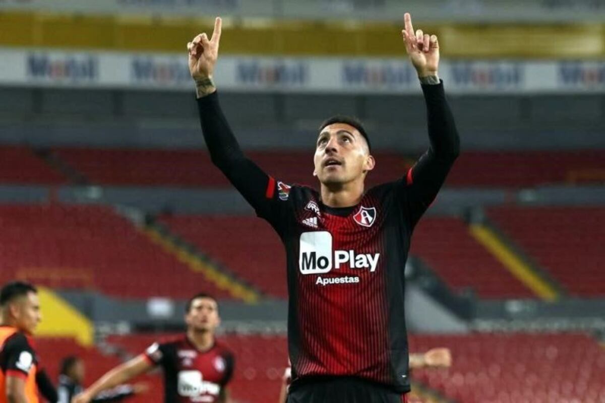 En el Atlás de México, el delantero cordobés tiene a flor de piel a Instituto\u002E