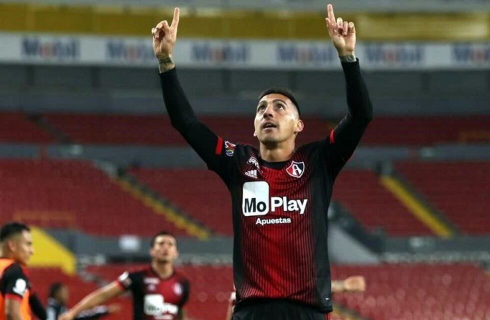 Javier Correa: la Gloria, lo que extraña de Córdoba y lo que le dijo el Chino Romero