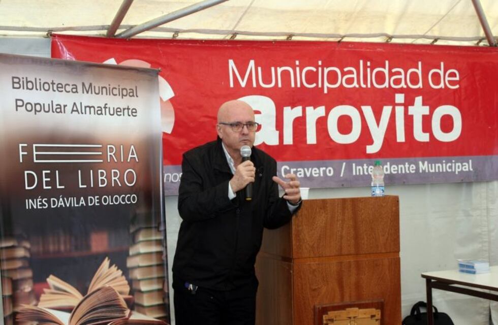 Dieron inicio a la XXII Feria del Libro "Inés Dávila de Olocco"
