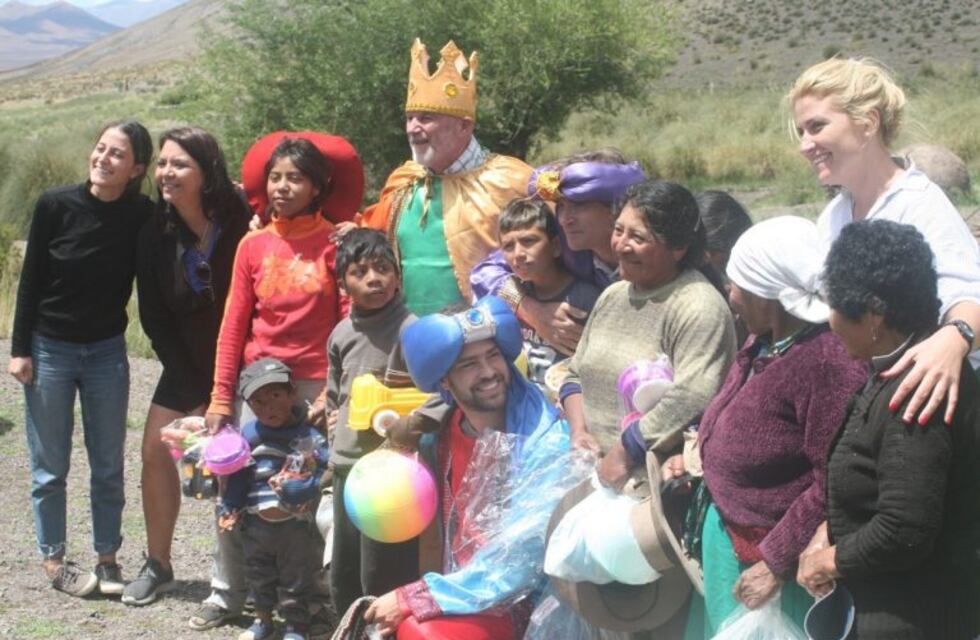 Los Reyes Magos visitaron a los niños de El Alfarcito