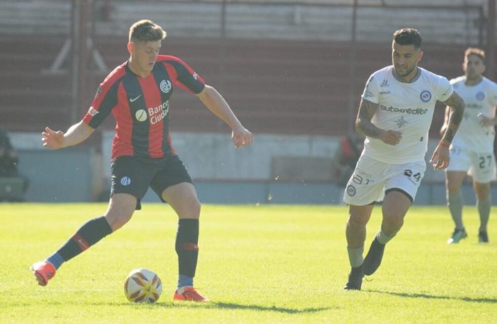 Argentinos venció 1-0 a San Lorenzo por los octavos de la Copa de la Superliga