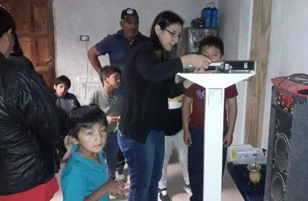 La Municipalidad de Colonia Dora le realizó chequeos cardiacos a más de 70 niños