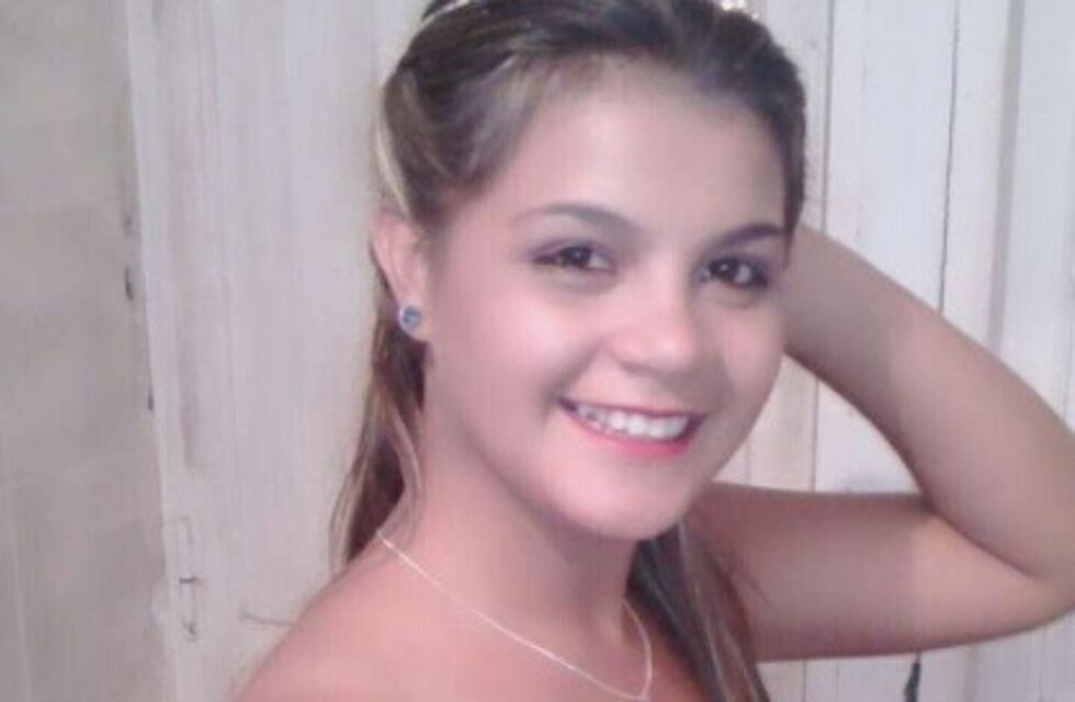Buscan a una joven que desapareció después de que una amiga la dejara a una cuadra de su casa