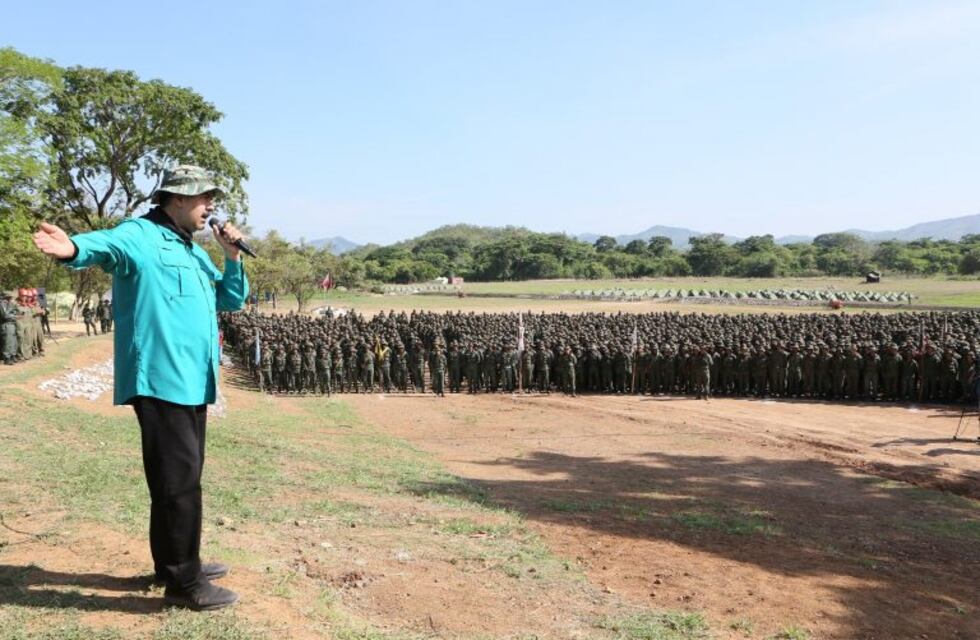 Nicolás Maduro pidió a los militares "estar listos" a un ataque de Estados Unidos
